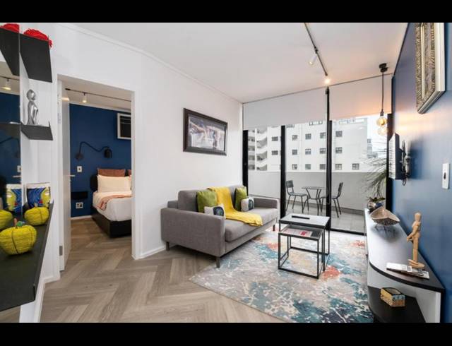 1 BEDROOM APARTMENT FOR SALE IN SEA POINT